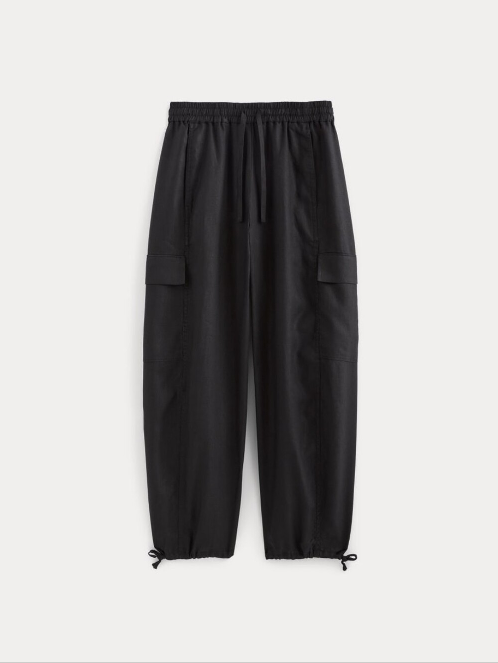 Everlane black 100% linen cargo curve balloon leg pants